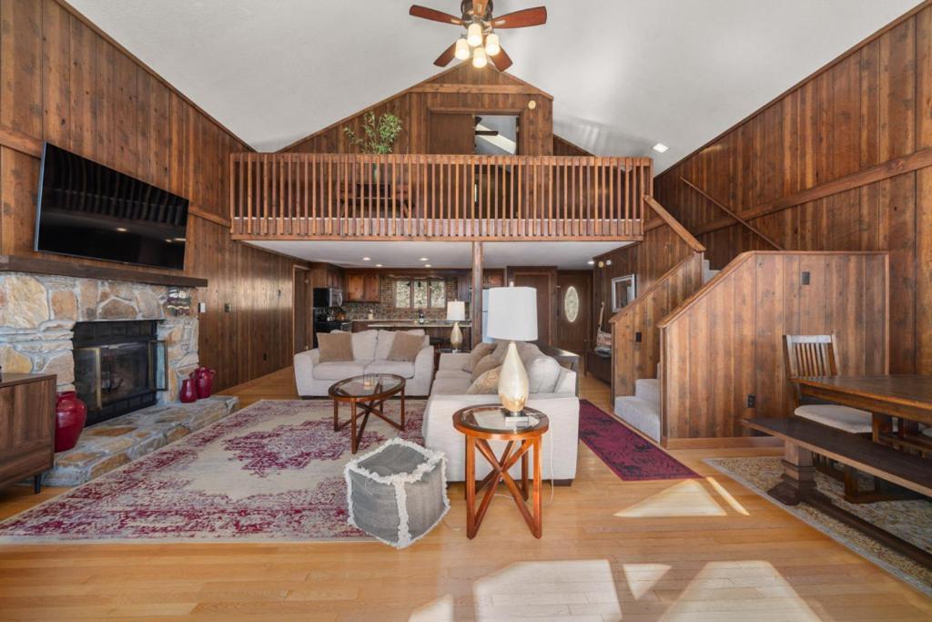 فيلا Wolf Ridge Retreat Swiss المظهر الخارجي الصورة